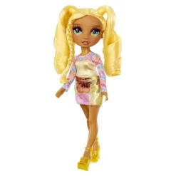 MGA Rinbow High My Fashion Style Muñeca Sunny Madison><noscript><img width=