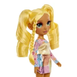 MGA Rinbow High My Fashion Style Muñeca Sunny Madison><noscript><img width=