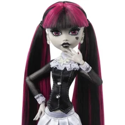 Muñeca Draculaura en Blanco y Negro con Pósteres><noscript><img width=