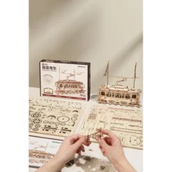 Robotime Tranvía Clásico Maqueta de Madera><noscript><img width=