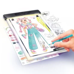 Style 4 Ever Fashion Designer Light-Up Pad><noscript><img width=