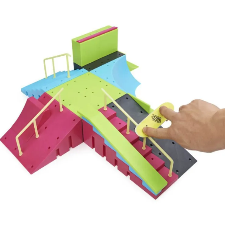 Neon Mega Park>Tech deck