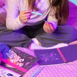 Neon Doodle Book Cuaderno para Colorear con Rotuladores de Gel><noscript><img width=